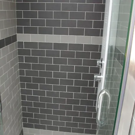 Hiska Na Skalci, The House On The Rock * Znojile pri Krki