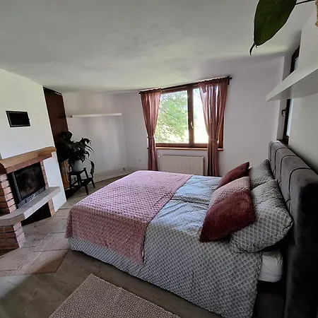 Hiska Na Skalci, The House On The Rock 度假居 *