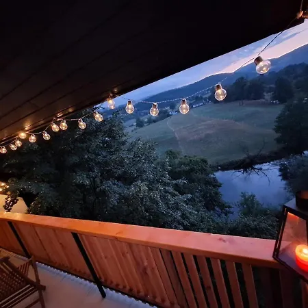 度假居 Hiska Na Skalci, The House On The Rock *