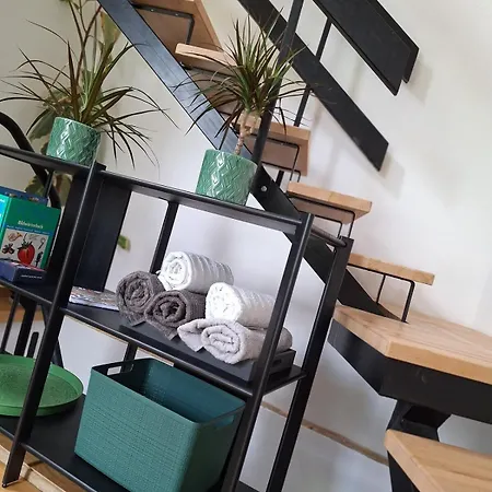 度假居 Hiska Na Skalci, The House On The Rock Znojile pri Krki