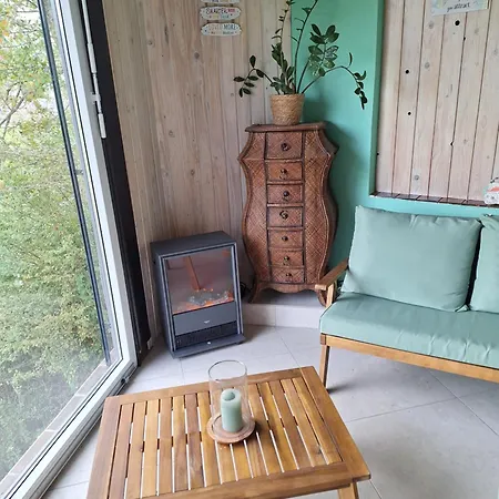 Hiska Na Skalci, The House On The Rock Znojile pri Krki