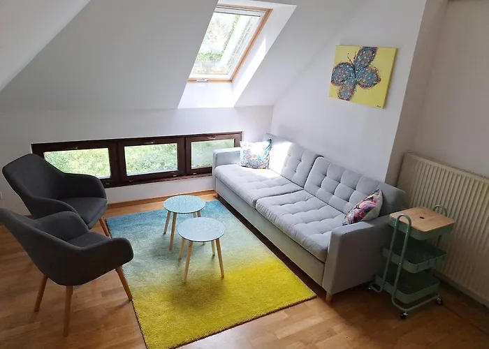 Hiska Na Skalci, The House On The Rock Znojile pri Krki